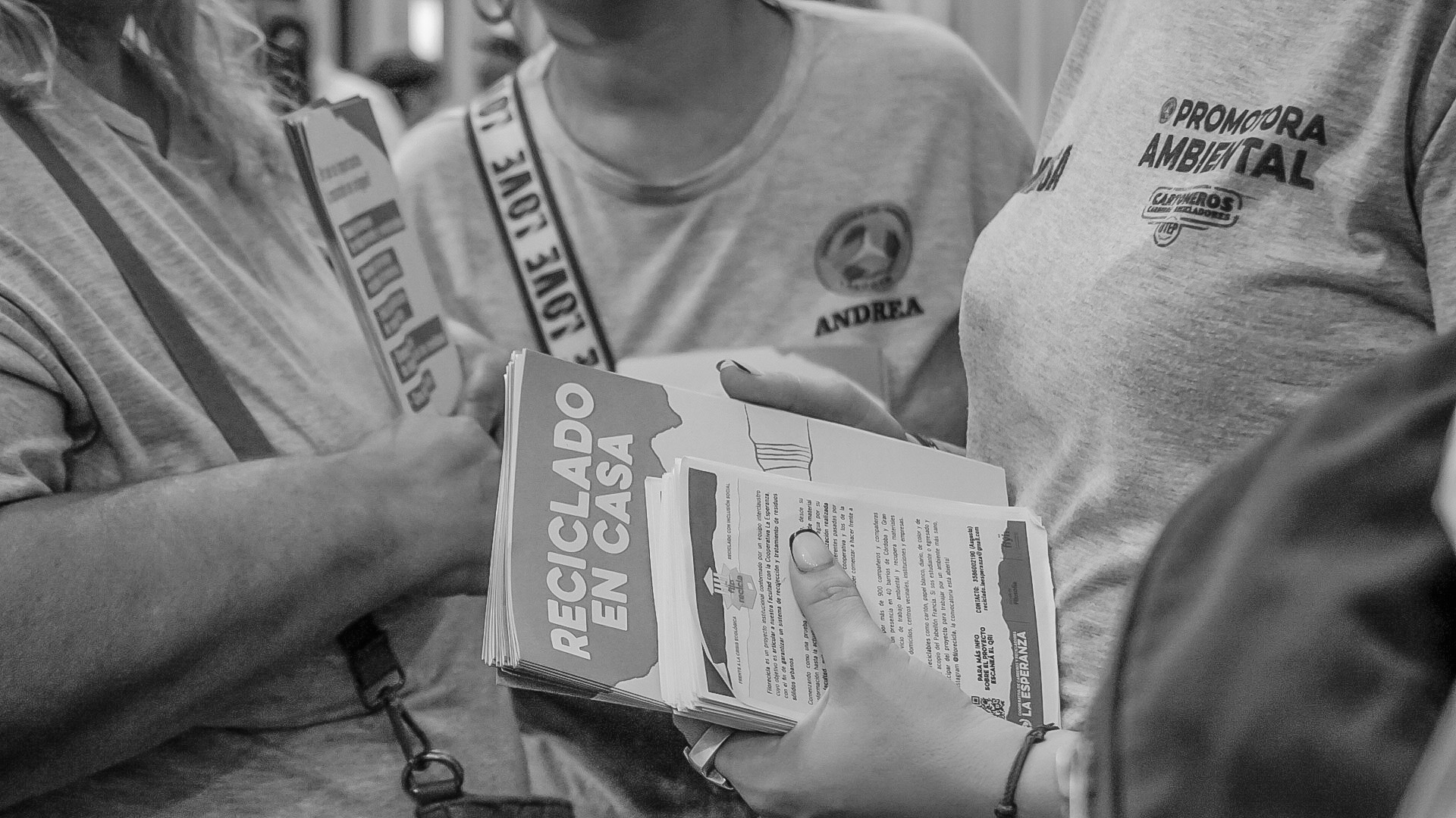 Promotoras ambientales en actividad institucional